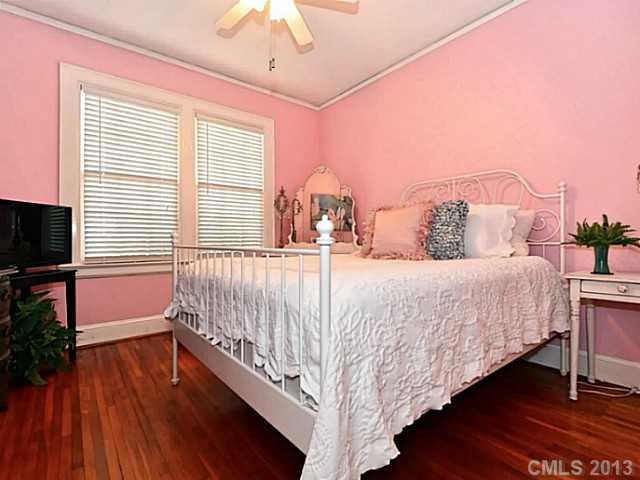 2537 Cranbrook Lane Charlotte NC 28207