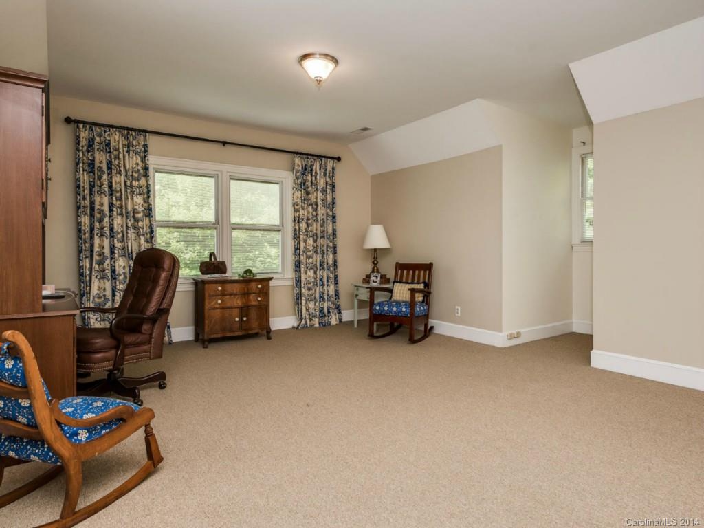 10131 Foxhall Drive Charlotte NC 28210