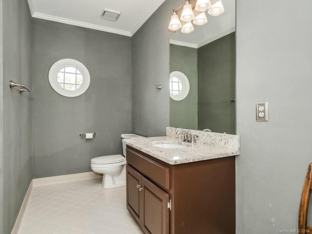 10131 Foxhall Drive Charlotte NC 28210