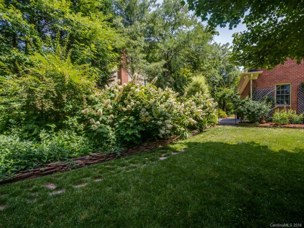 10131 Foxhall Drive Charlotte NC 28210