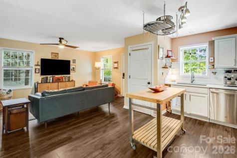 112 Shadowlawn Drive Asheville NC 28806
