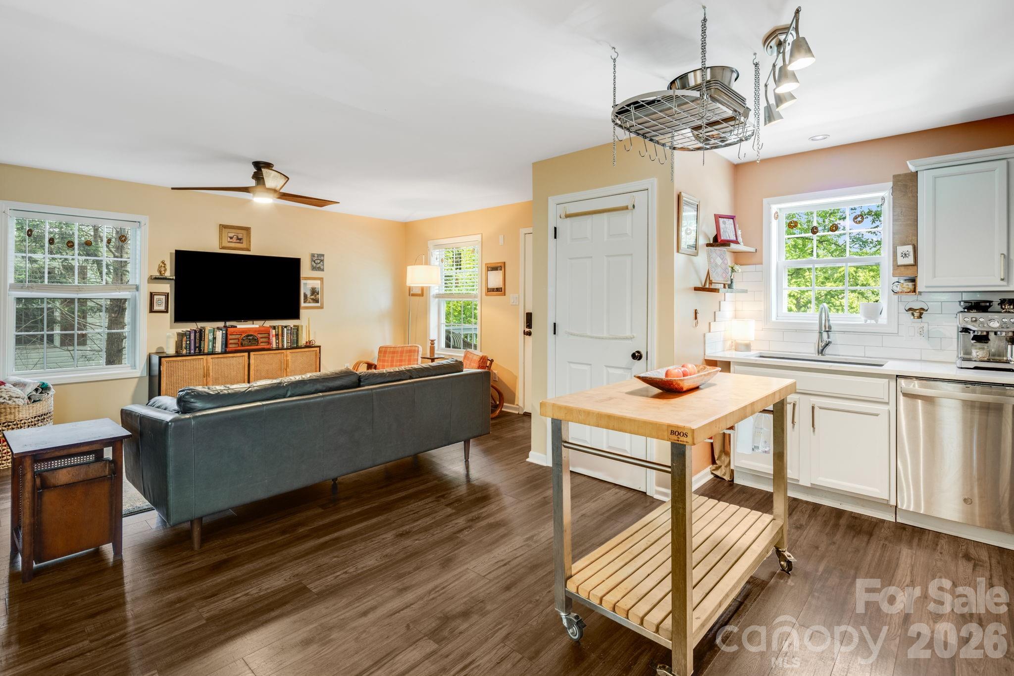 112 Shadowlawn Drive Asheville NC 28806