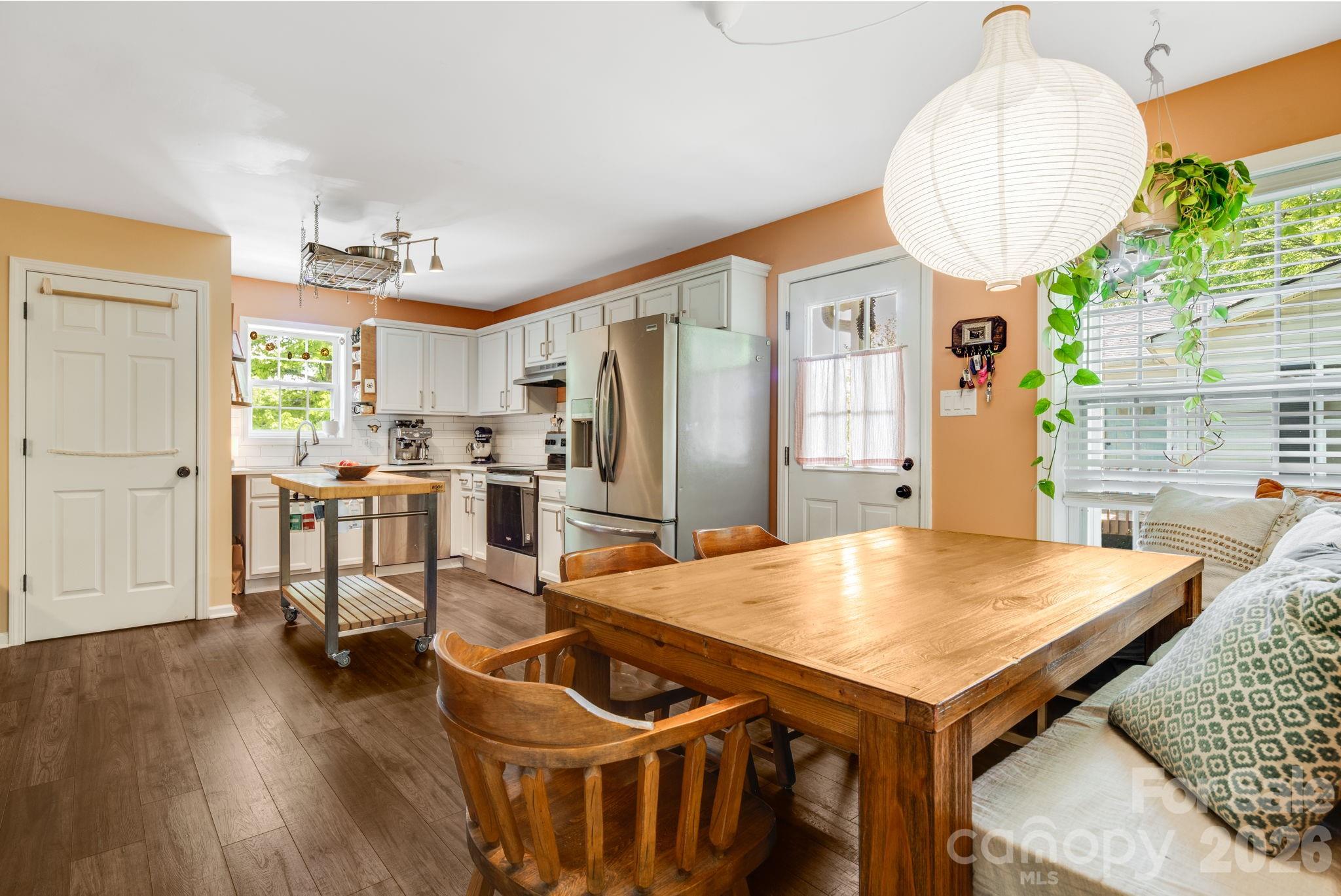 112 Shadowlawn Drive Asheville NC 28806