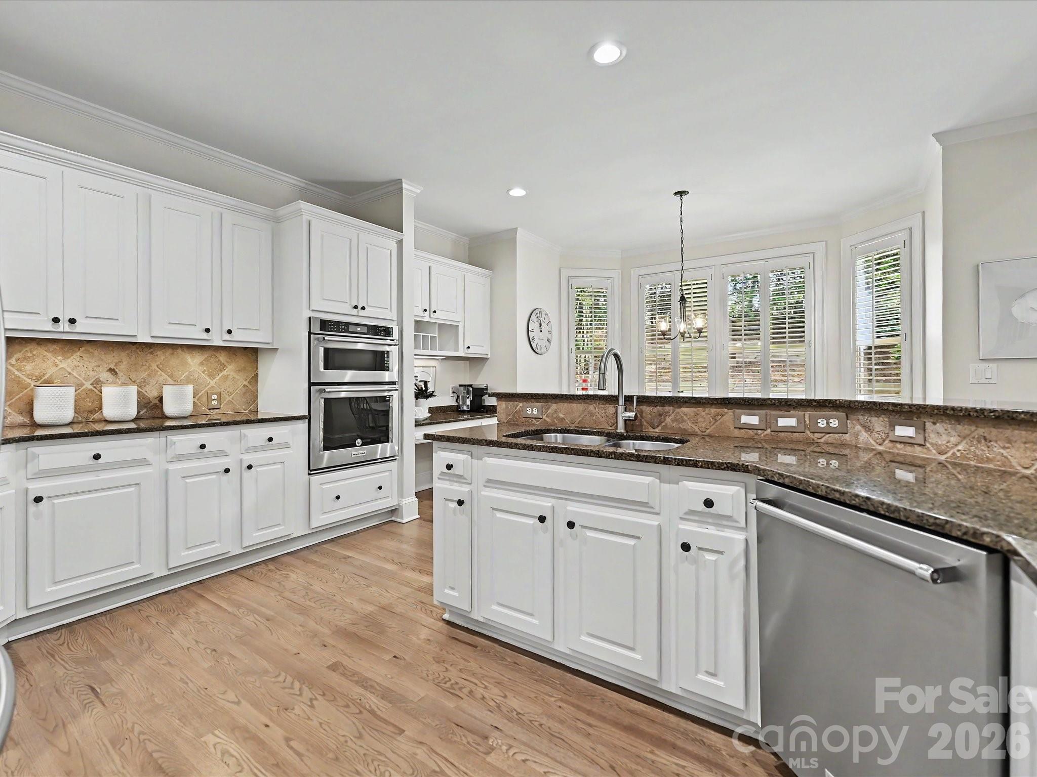 6232 Woodleigh Oaks Drive Charlotte NC 28226