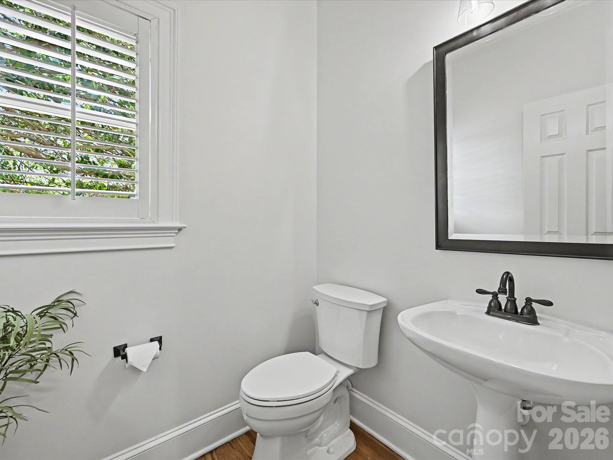 6232 Woodleigh Oaks Drive Charlotte NC 28226