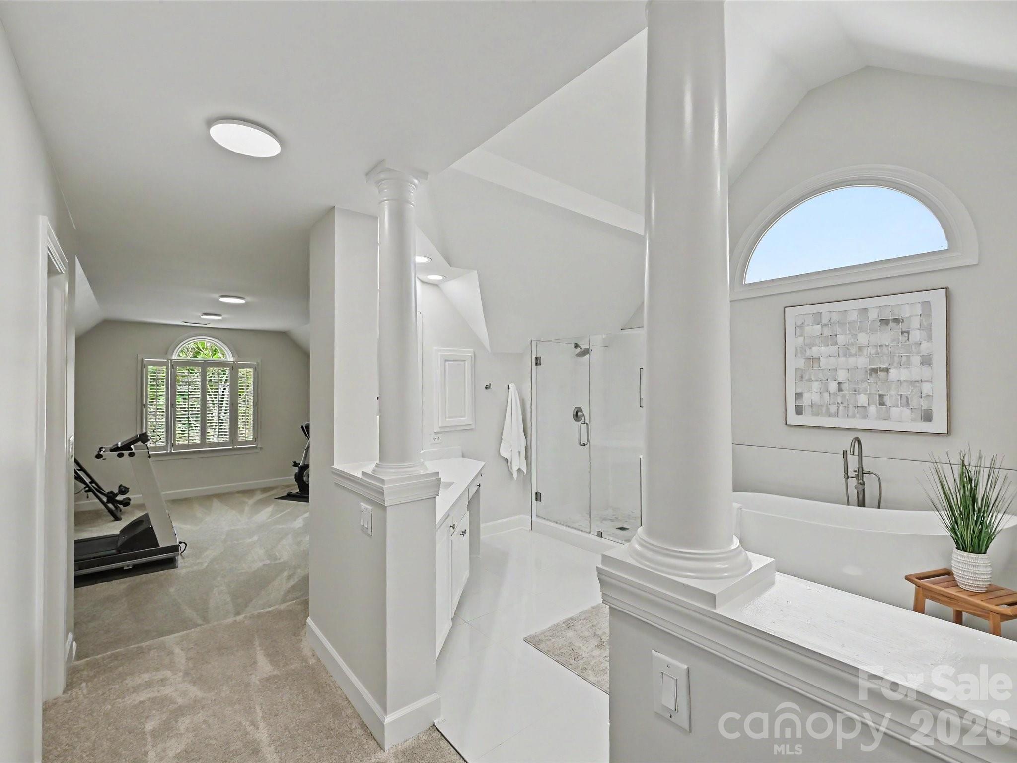 6232 Woodleigh Oaks Drive Charlotte NC 28226