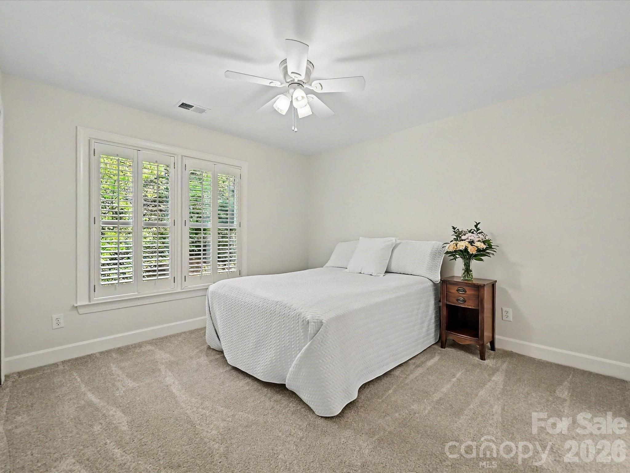 6232 Woodleigh Oaks Drive Charlotte NC 28226