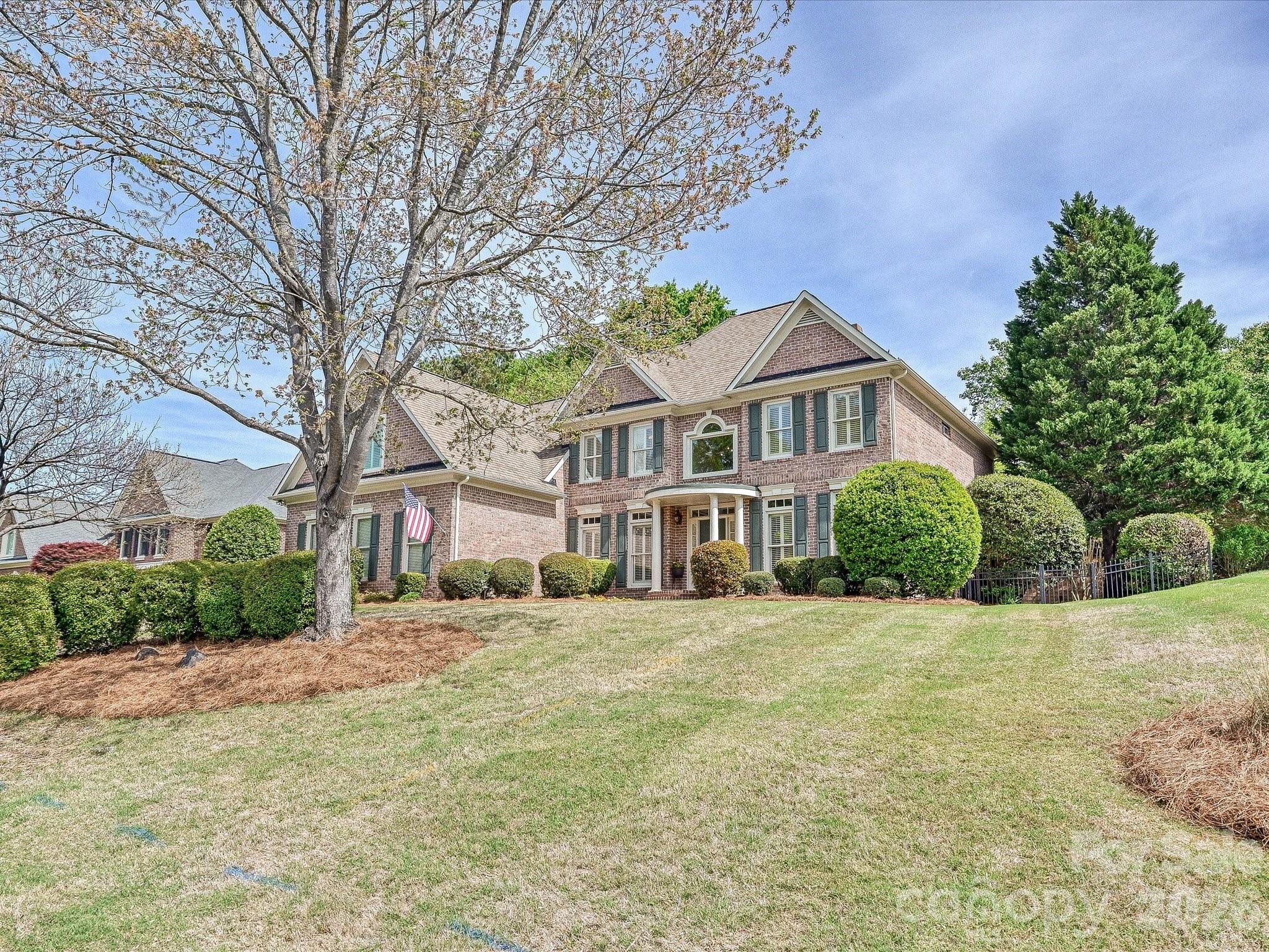 6232 Woodleigh Oaks Drive Charlotte NC 28226