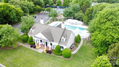 6232 Woodleigh Oaks Drive Charlotte NC 28226
