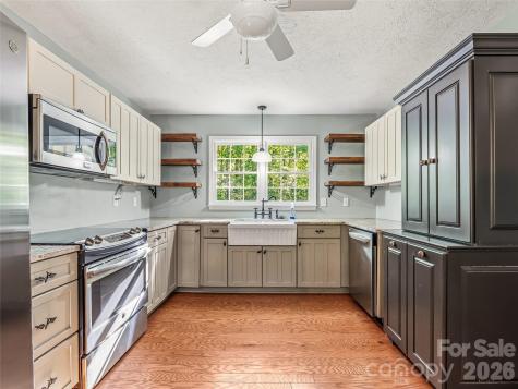 100 Hummingbird Lane Columbus NC 28722