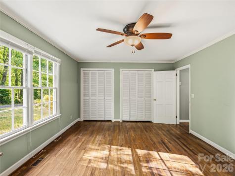 100 Hummingbird Lane Columbus NC 28722
