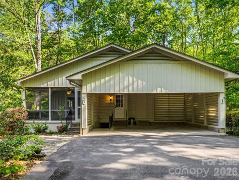 100 Hummingbird Lane Columbus NC 28722