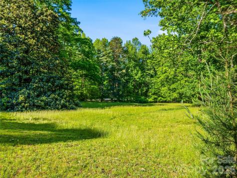 100 Hummingbird Lane Columbus NC 28722