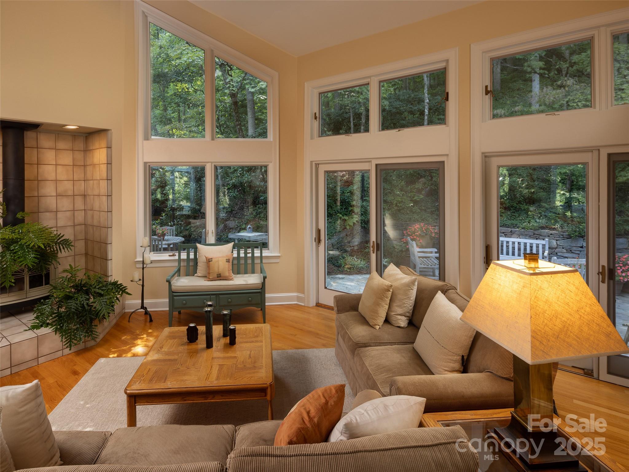 52 Robinhood Road Asheville NC 28804