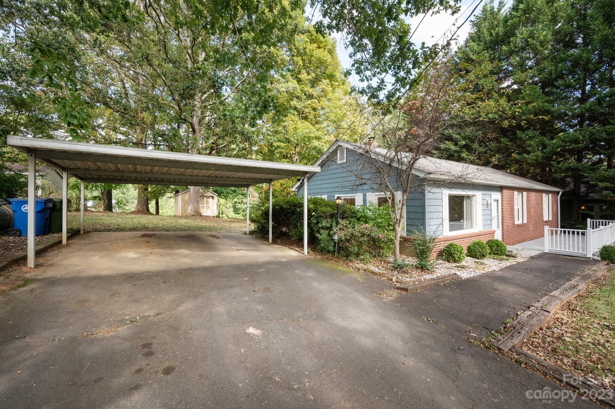 130 Onteora Boulevard Asheville NC 28803