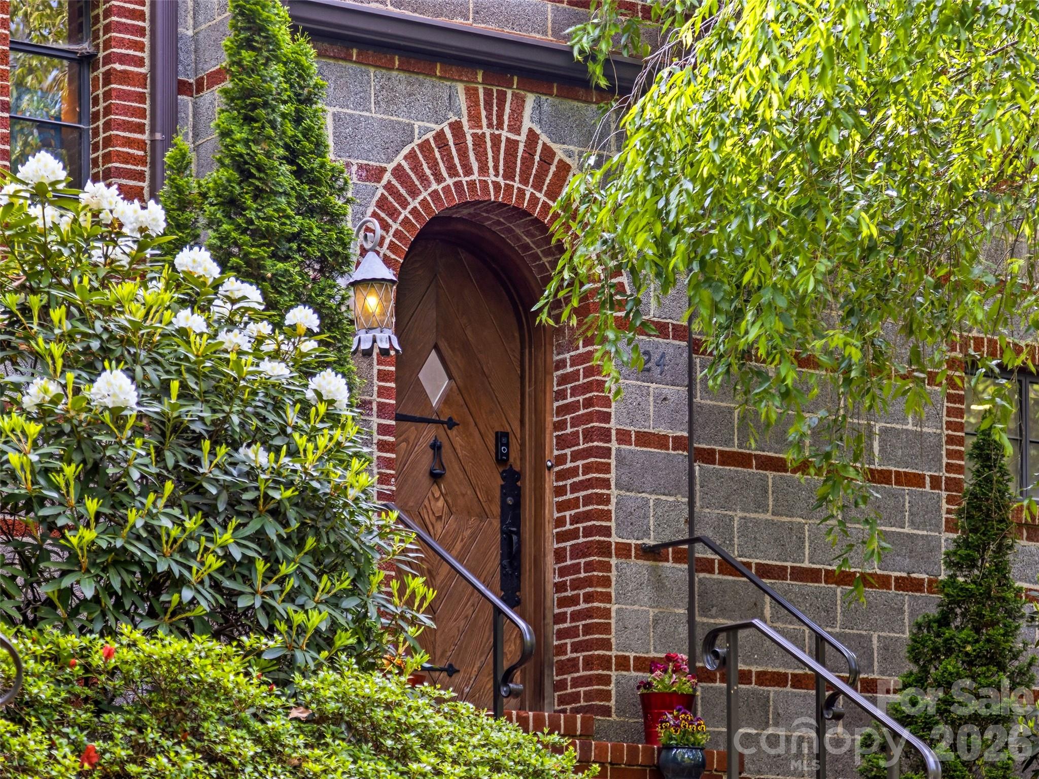 24 Kimberly Avenue Asheville NC 28804
