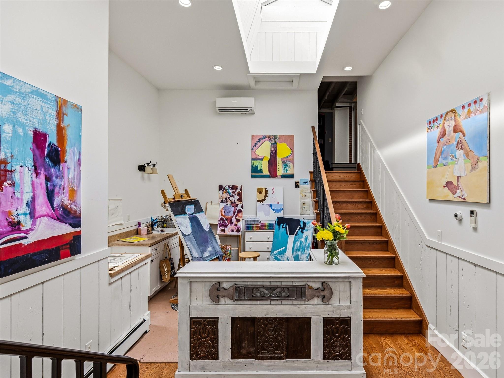 24 Kimberly Avenue Asheville NC 28804