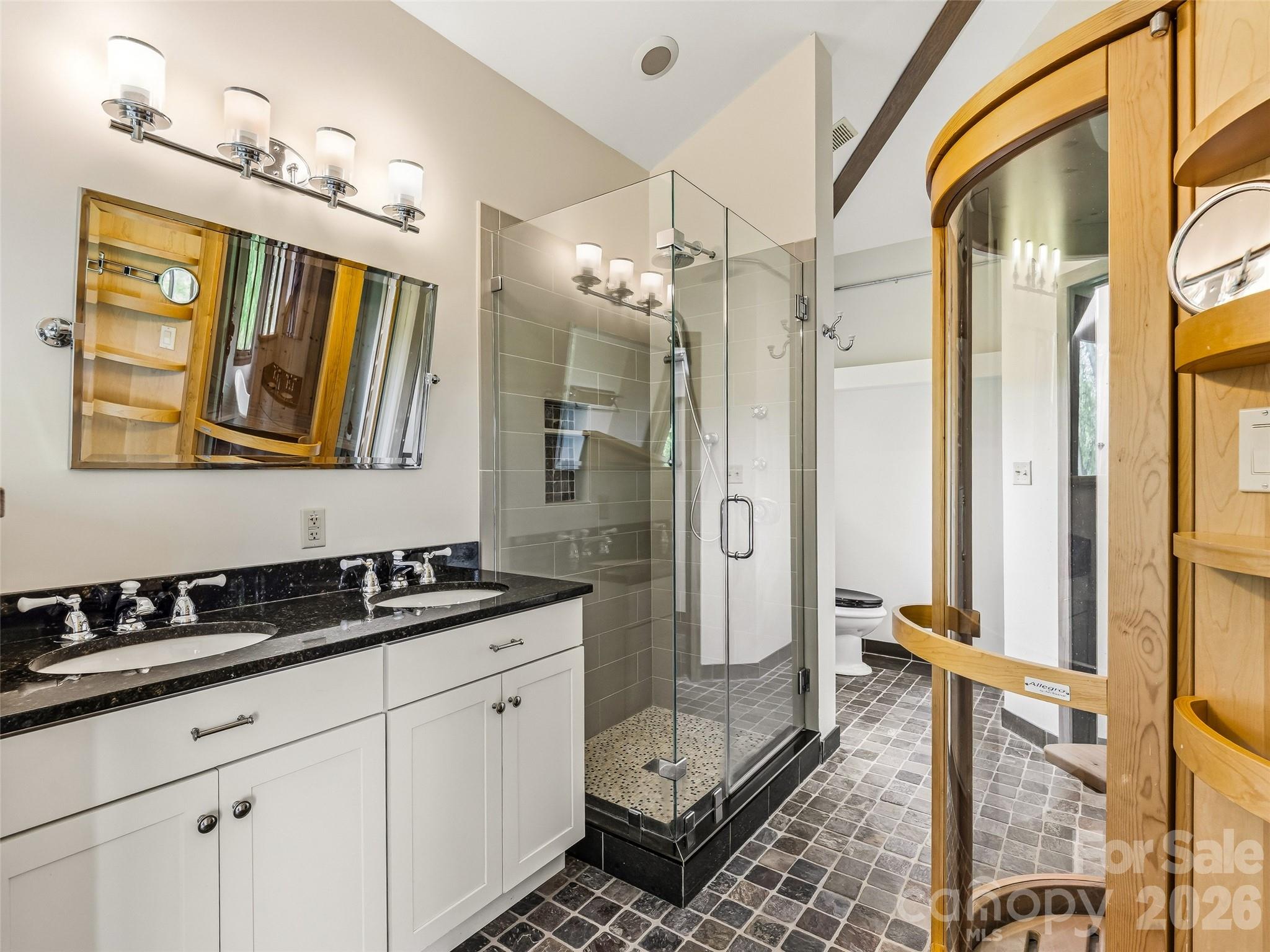 24 Kimberly Avenue Asheville NC 28804