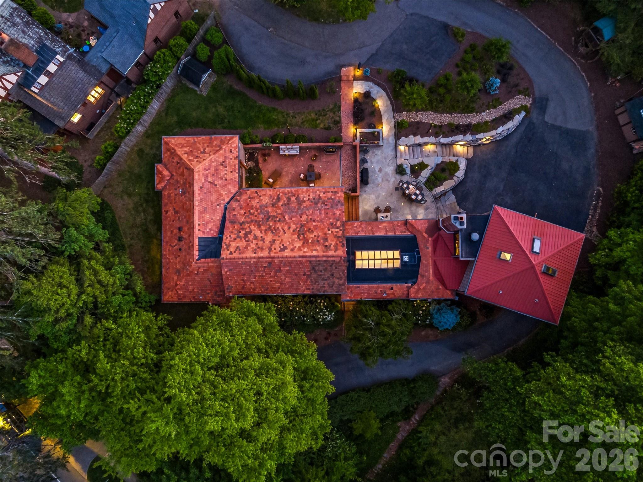 24 Kimberly Avenue Asheville NC 28804