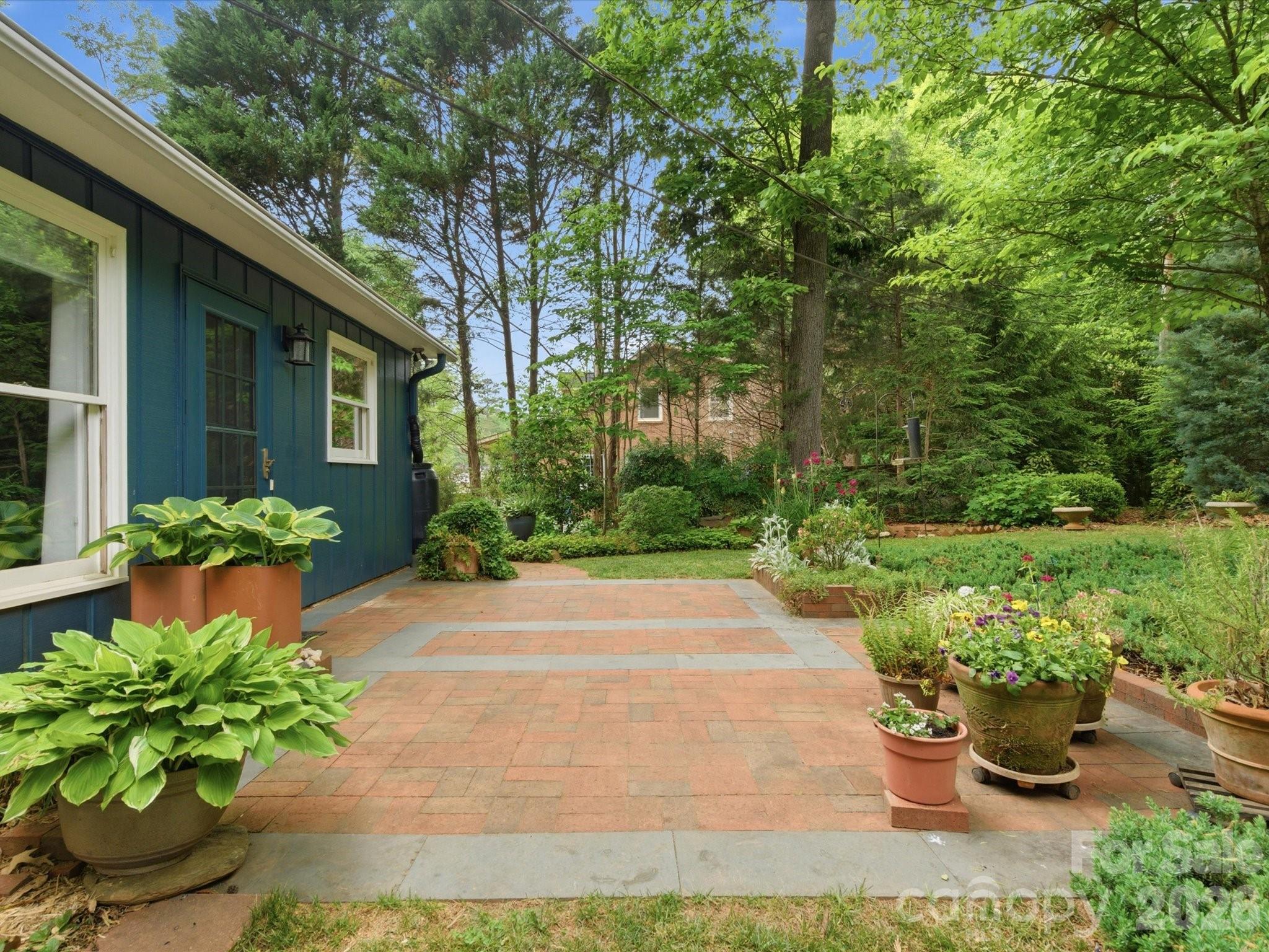 6000 Lake Road Mint Hill NC 28227