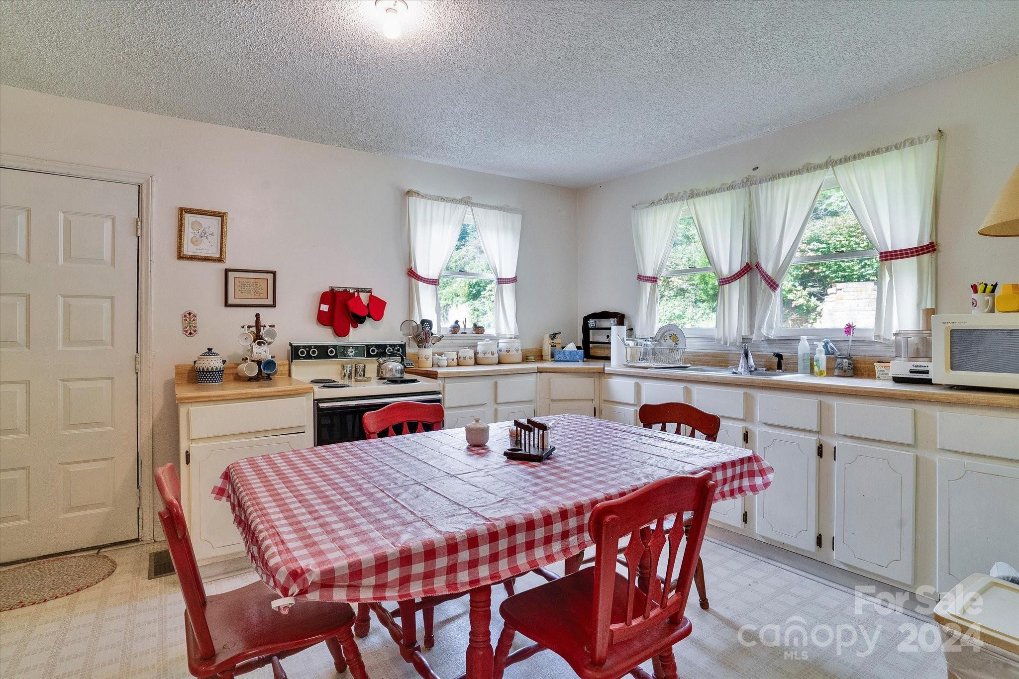 5407 Gerton Highway Gerton NC 28735