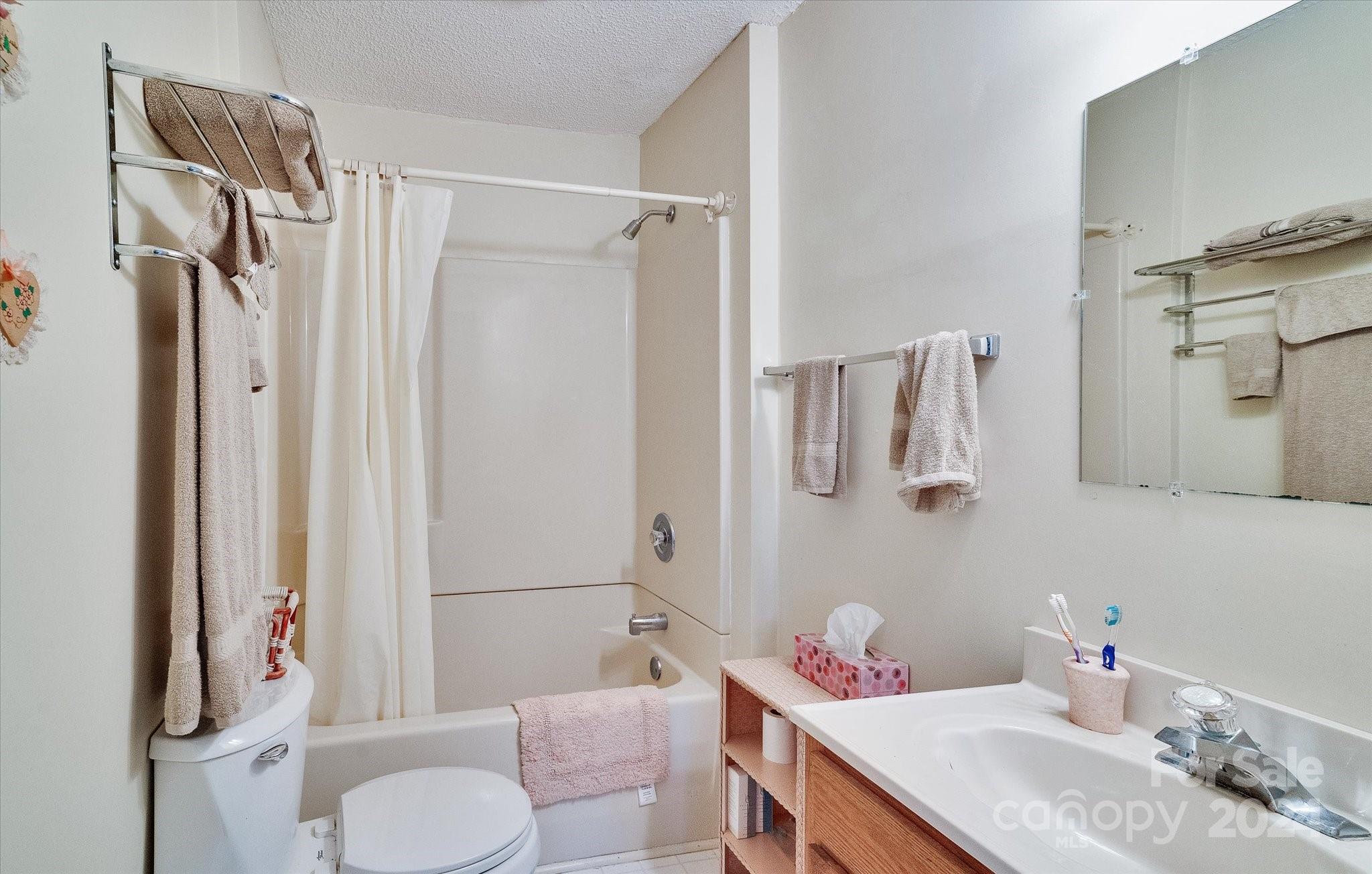 5407 Gerton Highway Gerton NC 28735