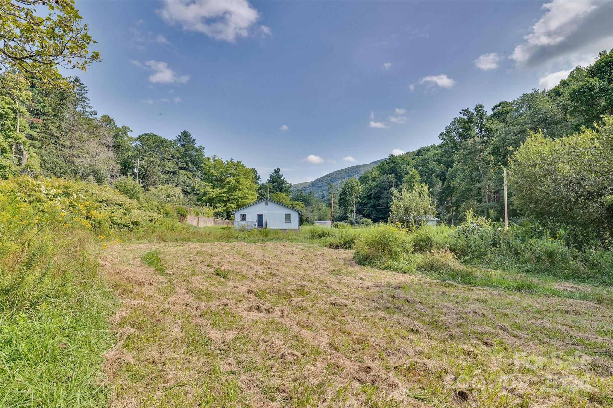 5407 Gerton Highway Gerton NC 28735