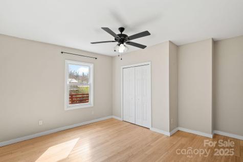 2 Worley Place Asheville NC 28806