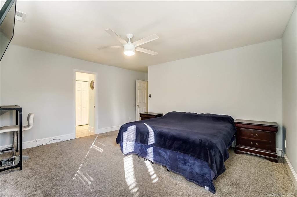 4014 Foxmoor Drive Charlotte NC 28226