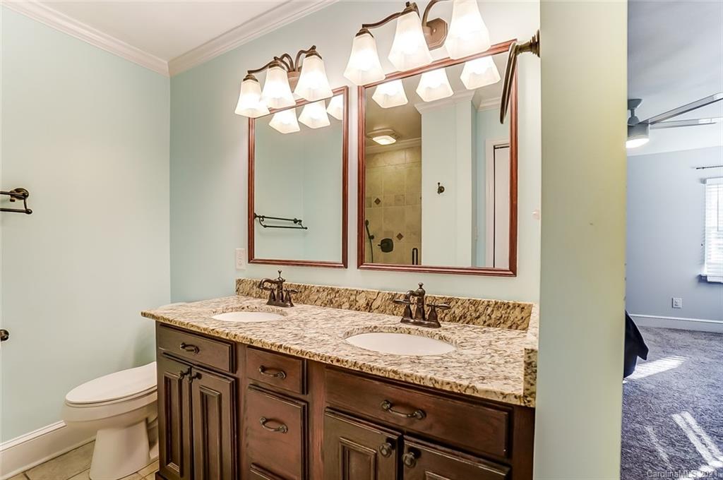 4014 Foxmoor Drive Charlotte NC 28226