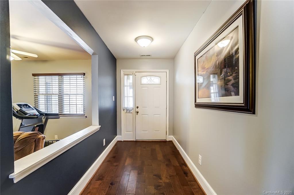 4014 Foxmoor Drive Charlotte NC 28226