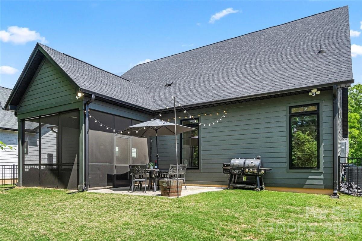 14125 Shelburne Village Drive Charlotte NC 28278