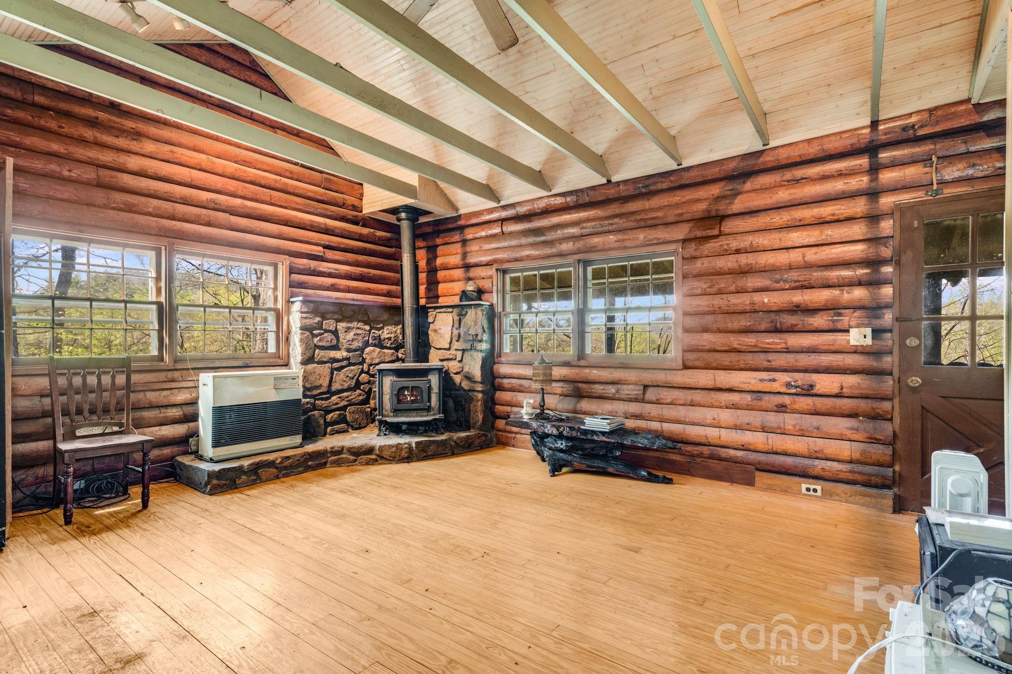 770 Echo Hill Drive Green Mountain NC 28704