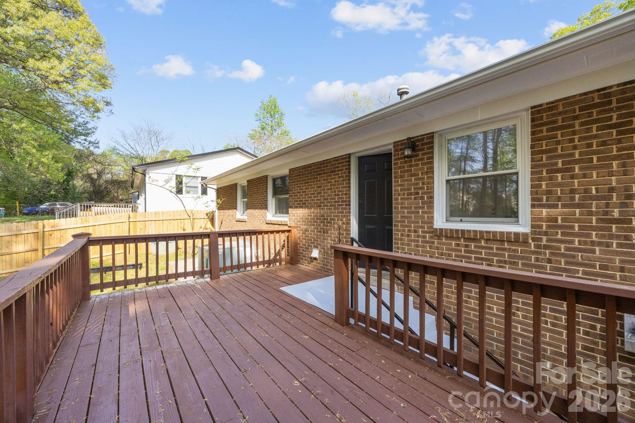 2309 Longleaf Drive Charlotte NC 28210