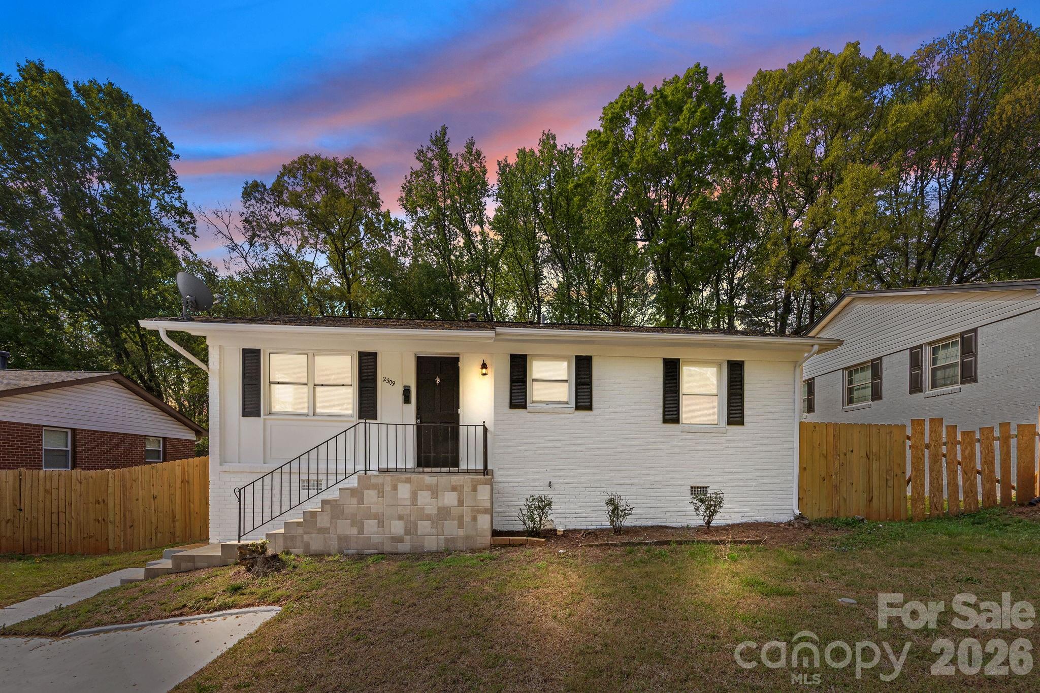 2309 Longleaf Drive Charlotte NC 28210