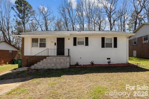 2309 Longleaf Drive Charlotte NC 28210