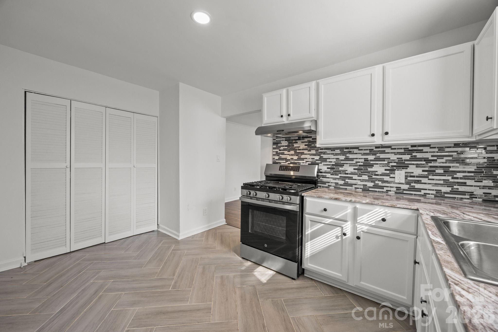 2309 Longleaf Drive Charlotte NC 28210