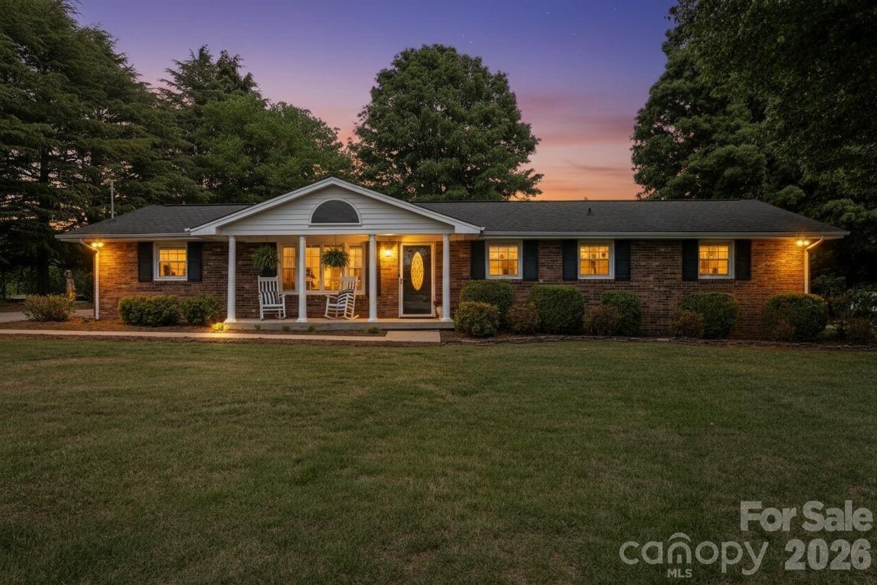 3328 Sulphur Springs Road NE Hickory NC 28601
