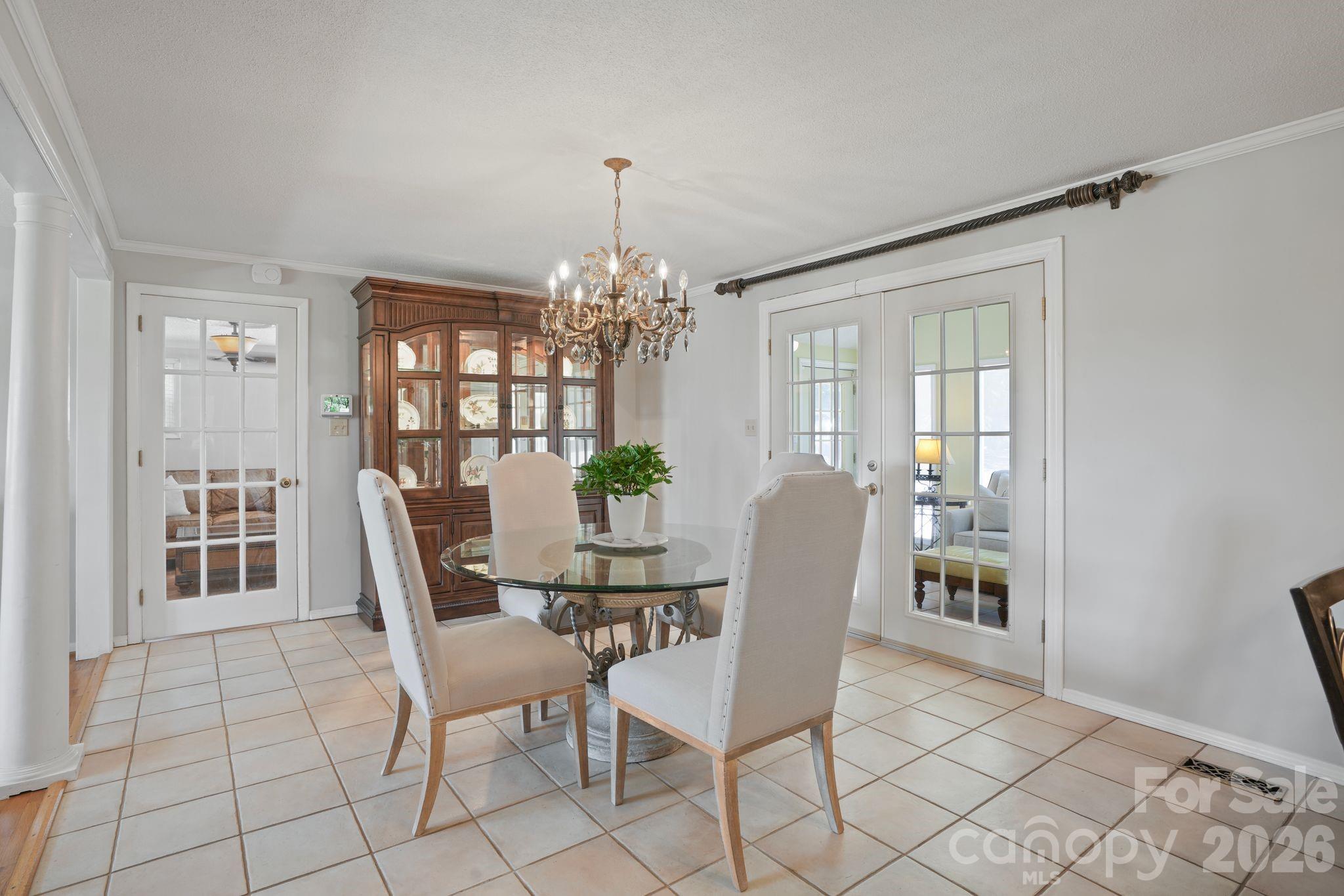 3328 Sulphur Springs Road NE Hickory NC 28601
