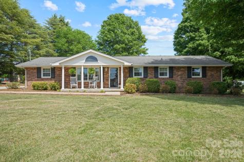 3328 Sulphur Springs Road NE Hickory NC 28601