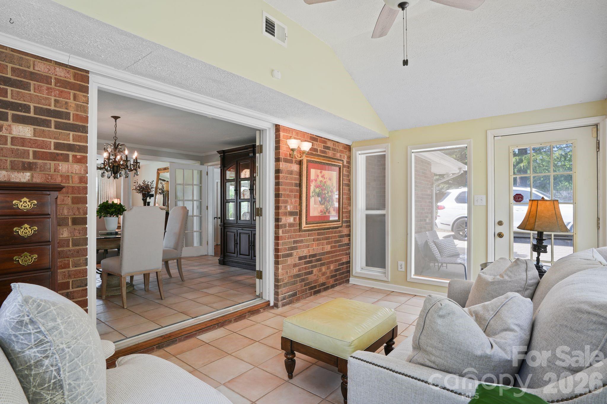 3328 Sulphur Springs Road NE Hickory NC 28601