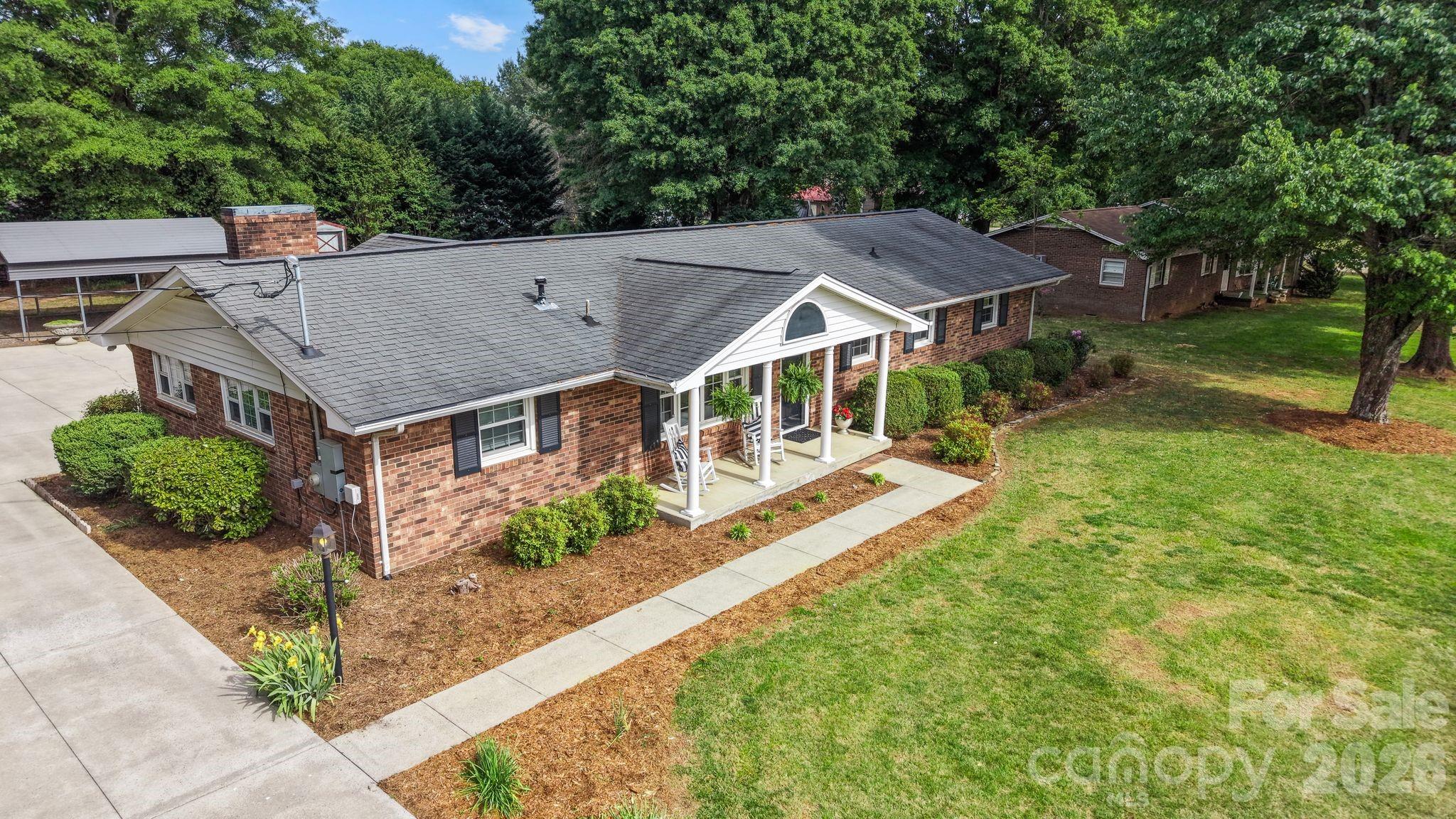 3328 Sulphur Springs Road NE Hickory NC 28601