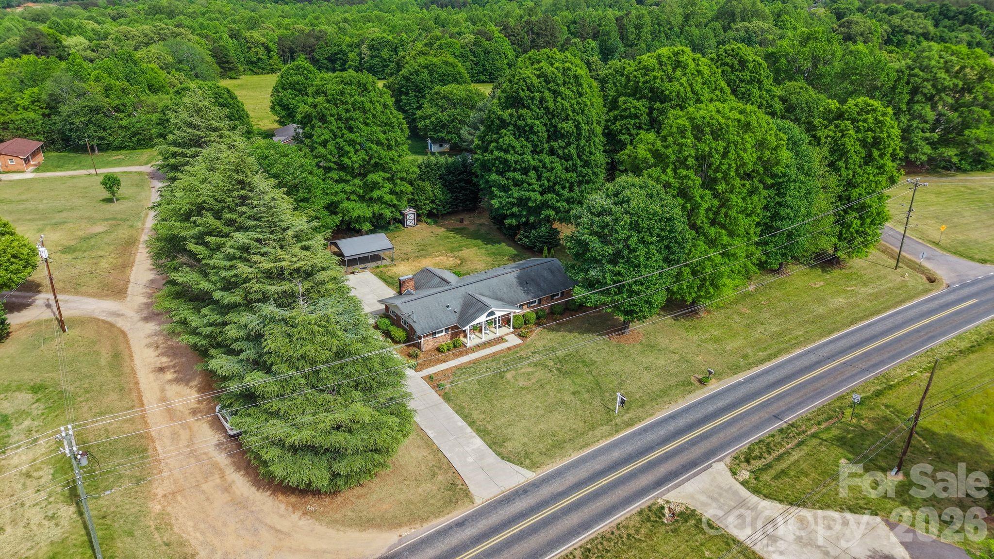 3328 Sulphur Springs Road NE Hickory NC 28601