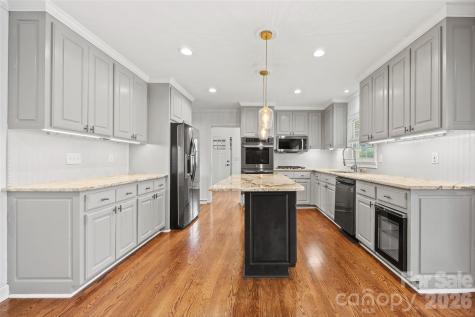 946 Scotch Drive Gastonia NC 28054