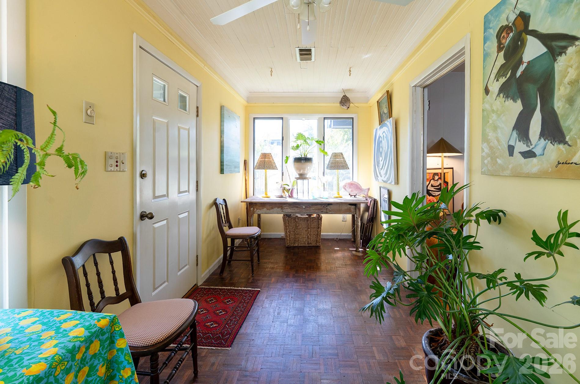 34 Oakley Road Asheville NC 28803