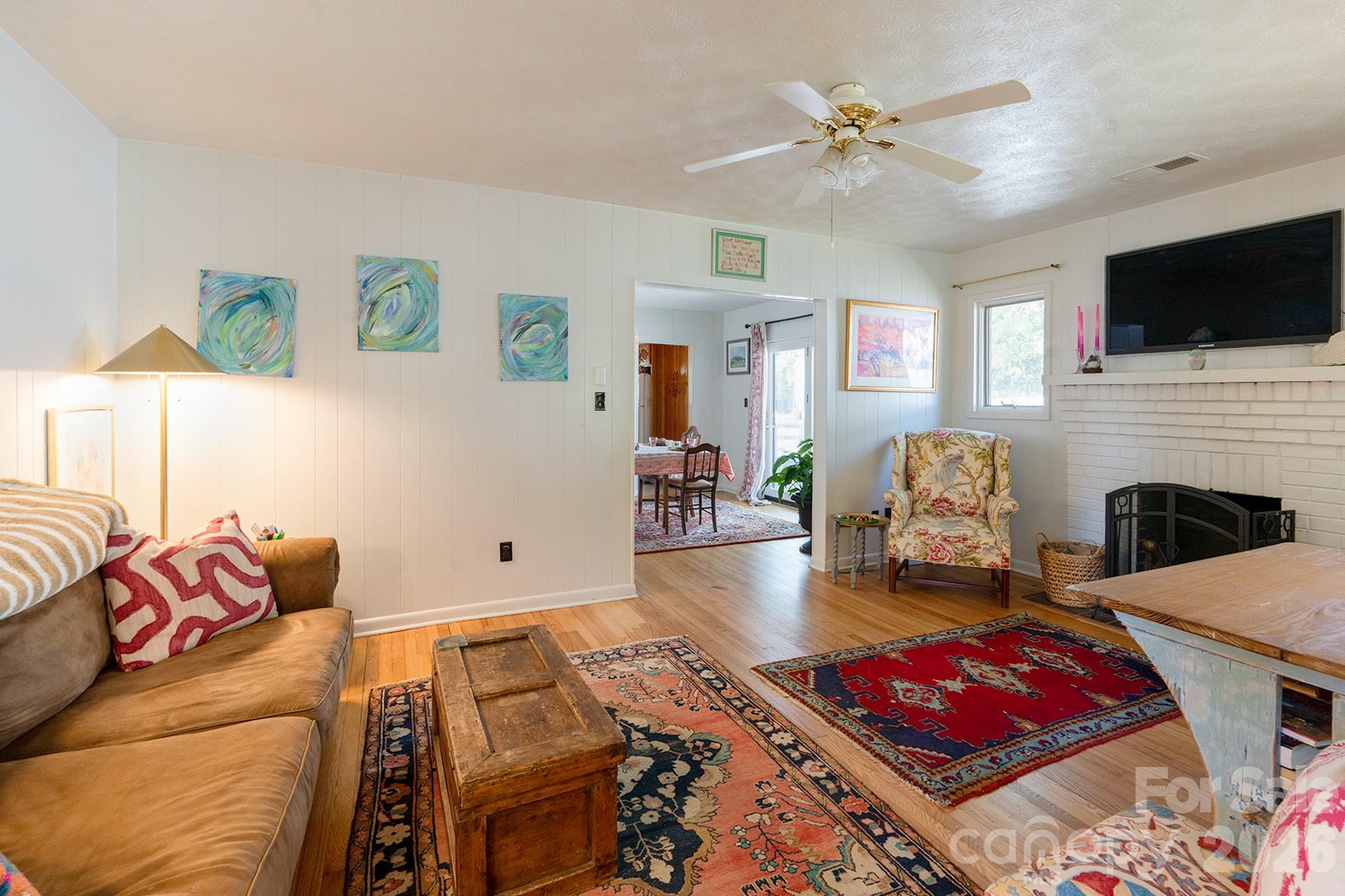 34 Oakley Road Asheville NC 28803