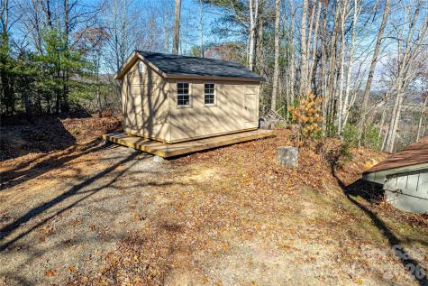 426, 428 Weaver Creek Road Brevard NC 28712