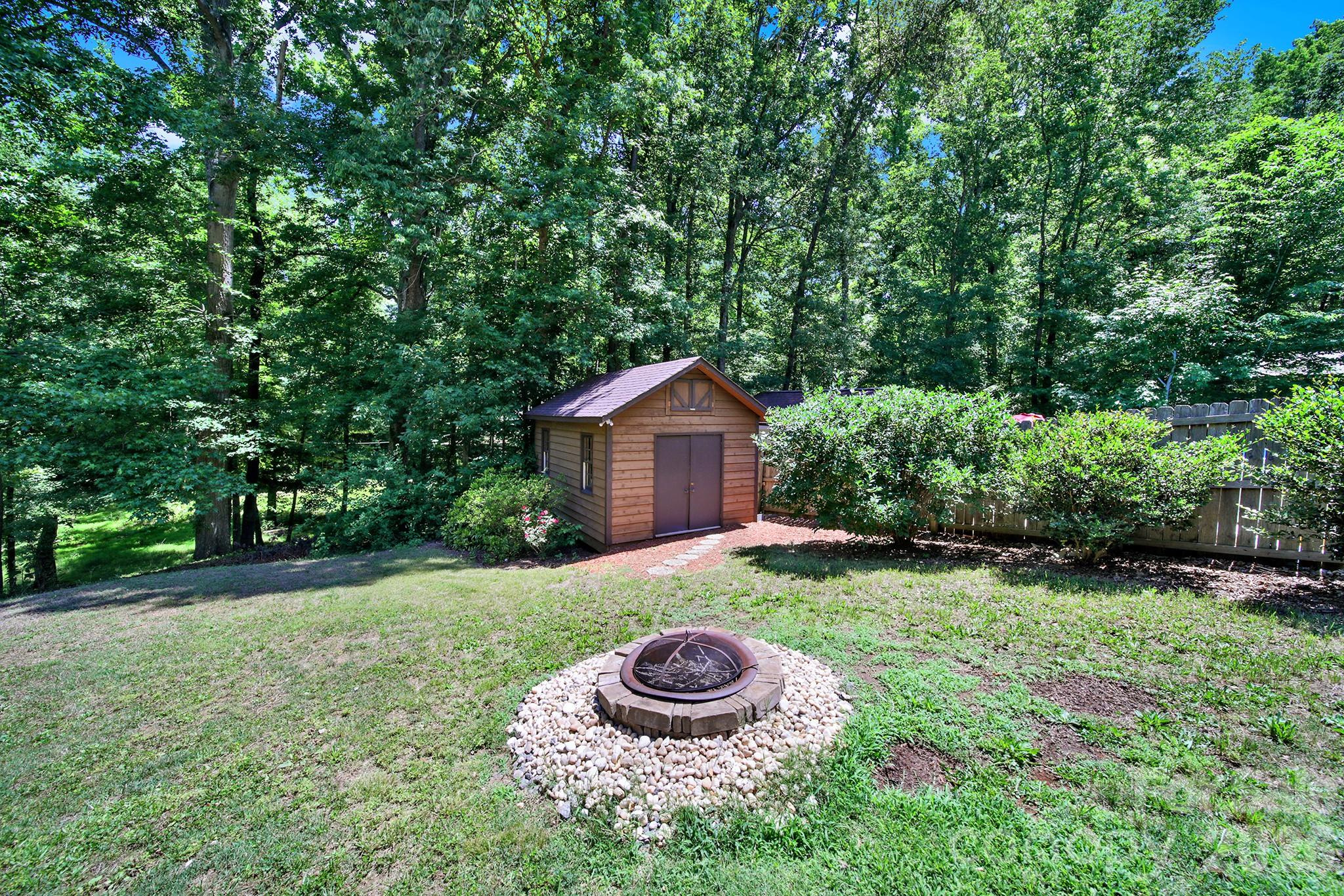 11510 Gelding Drive Charlotte NC 28215