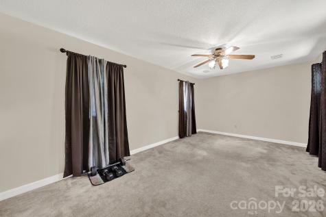 11510 Gelding Drive Charlotte NC 28215