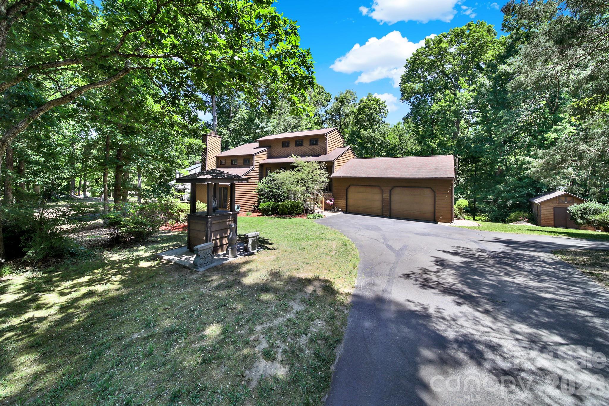 11510 Gelding Drive Charlotte NC 28215